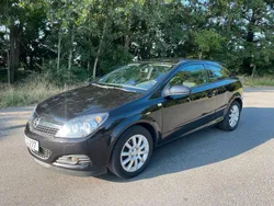 Schwarz Gebraucht 2007 Opel Astra GTC Coupé | 2.900 €