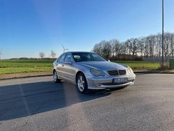Silber Gebraucht 2004 Mercedes C220 Avantgarde Limousine | 2.000 € (Guter Preis)