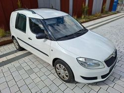 Weiß Gebraucht 2013 Skoda Roomster Kombi | 2.399 € (Superpreis)