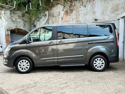Grau Gebraucht 2020 Ford Tourneo Kombi | 32.900 € (Superpreis)