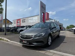 Grau Gebraucht 2019 Opel Astra Edition Kombi | 9.950 € (Fairer Preis)