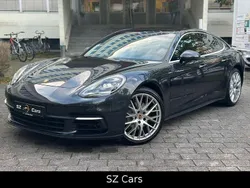 Grau Gebraucht 2018 Porsche Panamera 4S Chrono Limousine | 52.900 €