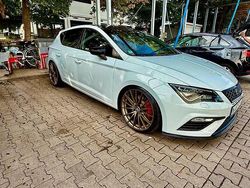 Weiß Gebraucht 2018 Cupra Leon Limousine | 21.499 € (Etwas zu teuer)