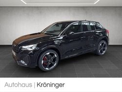 Schwarz Neu 2025 Audi Q2 S-Line SUV | 43.990 € (Teuer)