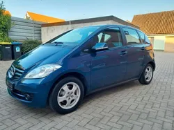 Blau Gebraucht 2010 Mercedes A160 Edition Van / Kleinbus | 3.499 € (Fairer Preis)