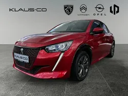 Rot / elixir rot Gebraucht 2021 Peugeot e-208 Allure Kleinwagen | 17.490 € (Fairer Preis)