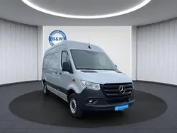 Lackfarbe iridiumsilber mb 977 Gebraucht 2022 Mercedes Sprinter Van | 33.999 € (Superpreis)