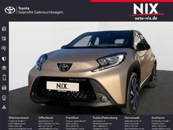 Beige Neu 2024 Toyota Aygo Team Kleinwagen | 16.350 €