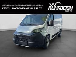 Weiss Gebraucht 2024 Peugeot Boxer Van | 29.990 € (Fairer Preis)