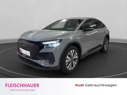 Grau Gebraucht 2022 Audi Q4 Sportback e-tron Sport SUV | 29.980 € (Fairer Preis)