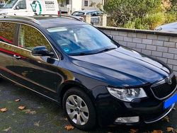 Schwarz Gebraucht 2011 Skoda Superb Ambition Kombi | 8.000 € (Fairer Preis)