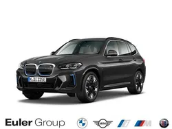 Grau Gebraucht 2022 BMW iX3 Sport Line SUV | 42.499 € (Fairer Preis)