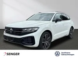 Weiß Gebraucht 2023 VW Touareg R-line SUV | 64.880 € (Fairer Preis)