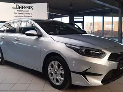 Silber Gebraucht 2023 Kia Ceed Sportswagon Kombi | 23.990 € (Guter Preis)