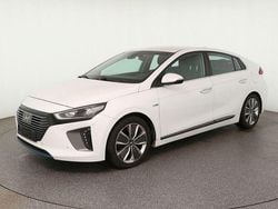 Weiß Gebraucht 2017 Hyundai Ioniq Premium Kleinwagen | 11.999 € (Fairer Preis)