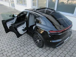 Schwarz Gebraucht 2024 Porsche Macan SUV | 93.950 € (Superpreis)
