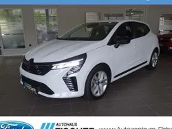 Weiß Gebraucht 2024 Renault Clio V Evolution Limousine | 17.476 € (Fairer Preis)