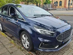 Blau Gebraucht 2020 Ford S-MAX Titanium Van / Kleinbus | 13.999 € (Etwas zu teuer)