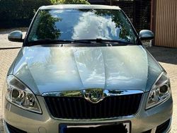 Grün Gebraucht 2011 Skoda Fabia Ambiente Kleinwagen | 6.200 € (Etwas zu teuer)