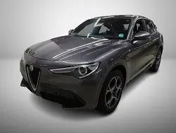 Grey metallic Gebraucht 2022 Alfa Romeo Stelvio Ti SUV | 31.749 € (Superpreis)