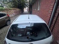 Weiß Gebraucht 2010 Kia Rio Vision Kleinwagen | 1.500 € (Fairer Preis)