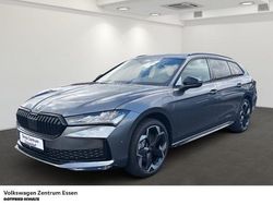 Grau Gebraucht 2025 Skoda Superb SportLine Kombi | 53.980 €