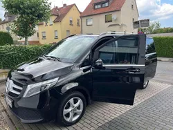 Schwarz Gebraucht 2019 Mercedes V220 Avantgarde Edition Van / Kleinbus | 45.900 € (Fairer Preis)