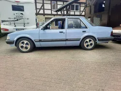 Blau Gebraucht 1983 Ford Orion Limousine | 4.000 €