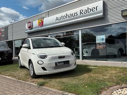 Weiß Gebraucht 2023 Fiat 500e | 24.990 € (Teuer)