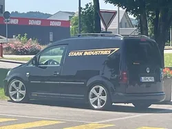 Schwarz Gebraucht 2014 VW Caddy Startline Van / Kleinbus | 8.500 € (Fairer Preis)
