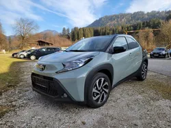 Grün Neu 2025 Toyota Aygo Team Kleinwagen | 19.190 €
