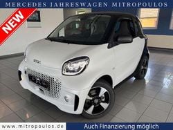 Weiß Gebraucht 2024 Smart ForTwo Coupé Exclusive Coupé | 16.950 € (Etwas zu teuer)
