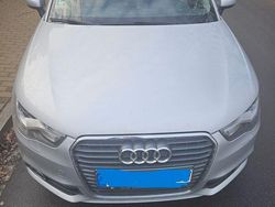 Silber Gebraucht 2012 Audi A1 Sportback Ambition Kleinwagen | 6.250 € (Superpreis)