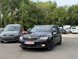 Schwarz Gebraucht 2014 Skoda Superb Active Kombi | 5.400 € (Guter Preis)