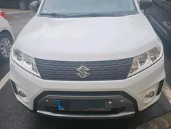 Weiß Gebraucht 2016 Suzuki Vitara Comfort SUV | 9.500 € (Superpreis)