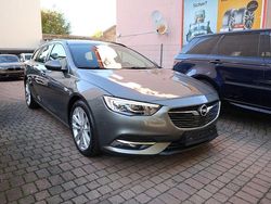 Grau Gebraucht 2018 Opel Insignia Innovation Kombi | 14.900 € (Fairer Preis)