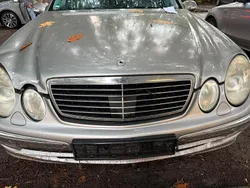 Braun Gebraucht 2004 Mercedes E220 Limousine | 1.700 € (Superpreis)