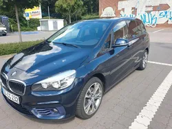 Blau Gebraucht 2016 BMW 218 Gran Tourer M Sport Van / Kleinbus | 10.900 € (Superpreis)