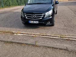 Schwarz Gebraucht 2015 Mercedes Vito Van / Kleinbus | 8.500 €