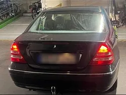 Grün Gebraucht 2001 Mercedes C180 Limousine | 1.300 €