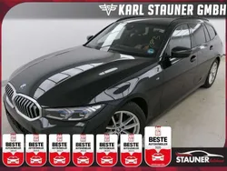 Black sapphire metallic (metallic) Gebraucht 2024 BMW 320e M Sport Kombi | 41.980 € (Fairer Preis)