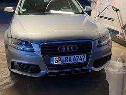 Grau Gebraucht 2009 Audi A4 Attraction Kombi | 5.299 € (Superpreis)