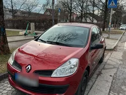 Rot Gebraucht 2006 Renault Clio II Kleinwagen | 1.200 €