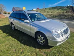Silber Gebraucht 2003 Mercedes 240 Kombi | 1.999 €