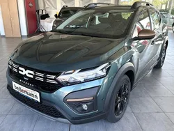 Grün Neu 2025 Dacia Sandero Extreme Kleinwagen | 20.030 € (Etwas zu teuer)