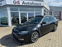 Schwarz Gebraucht 2014 Skoda Octavia LAURIN & KLEMENT Kombi | 8.999 €