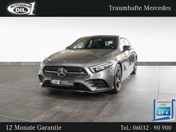 Grau Gebraucht 2020 Mercedes A180 AMG line Limousine | 27.850 € (Fairer Preis)