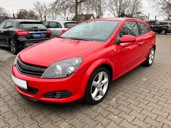 Rot Gebraucht 2005 Opel Astra GTC Sport Coupé | 1.999 € (Fairer Preis)