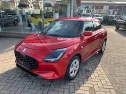 Rot Neu 2024 Suzuki Swift Comfort Kleinwagen | 21.295 €