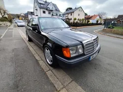 Schwarz Gebraucht 1986 Mercedes E230 AMG Limousine | 9.450 €